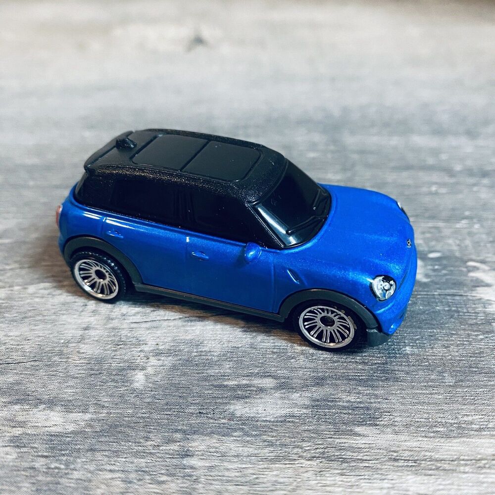 2018 Mattel Matchbox 2011 Blue Mini Cooper Toy Car
